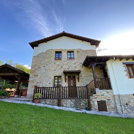Apartamentos Rurales La Caviana Onís Kültér fotó