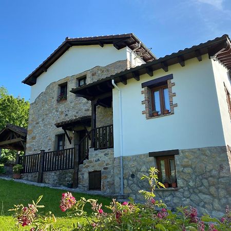 Apartamentos Rurales La Caviana Onís Kültér fotó