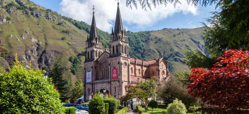 Apartamentos Rurales La Caviana Onís Kültér fotó