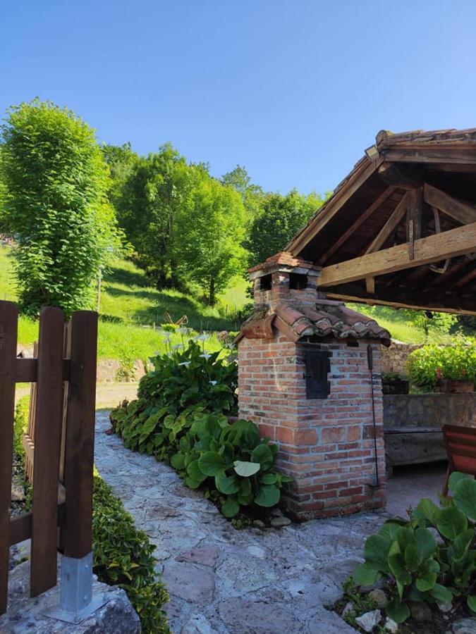 Apartamentos Rurales La Caviana Onís Kültér fotó